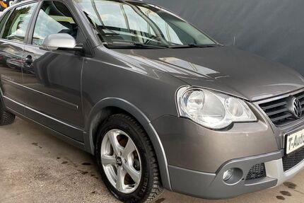 VW Polo 82.570 km 5.299 &euro; Dessau-Roßlau 06847