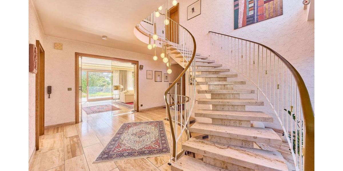 Einfamilienhaus Kaiserslautern Innenstadt - 6 Zimmer, 237 m&sup2;, 695.000&euro; | Angebot:26435800
