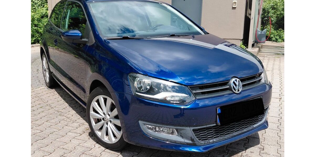 VW Polo 121.000 km 4.111 &euro; Zwönitz 08297