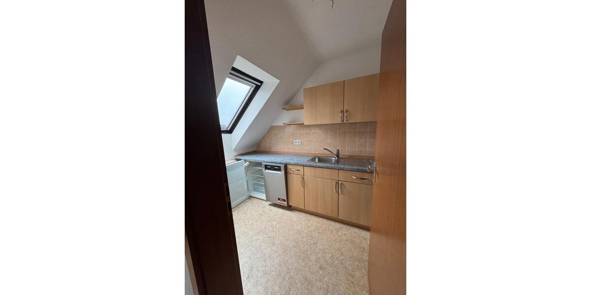 2 Zimmer Wohnung Heilsbronn Keller Balkon Bahnhof nähe 2 zimmer
