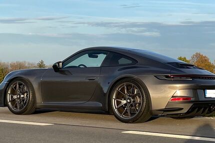 Porsche 992 7.663 km 194.500 &euro; Schondorf 86938
