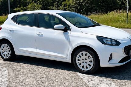 Hyundai i10 73.339 km 9.300 &euro; Rheinbrohl 56598