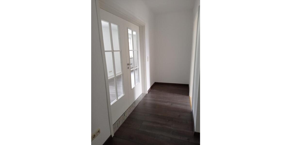 Etagenwohnung Ilmenau - 3 Zimmer, 80 m&sup2;, 900&euro; | Angebot:26629555