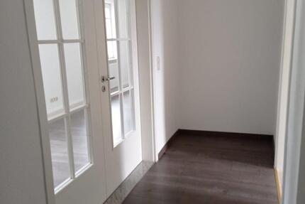 Wohnung Ilmenau - 3 Zimmer, 80 m&sup2;, 900&euro; | Angebot:26629555
