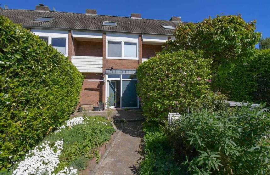 Haus zum Kaufen in Oldenburg 250.000 € 93.32 m²