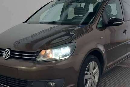 VW Touran 167.355 km 7.490 &euro; Neukloster-Buxtehude 21614