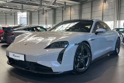 Porsche Taycan 3.000 km 214.890 &euro; Paderborn 33100