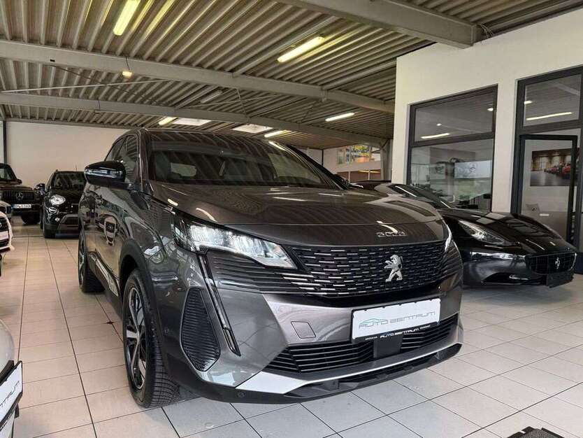 Peugeot 3008 21.600 km 22.015 € Köln 50827
