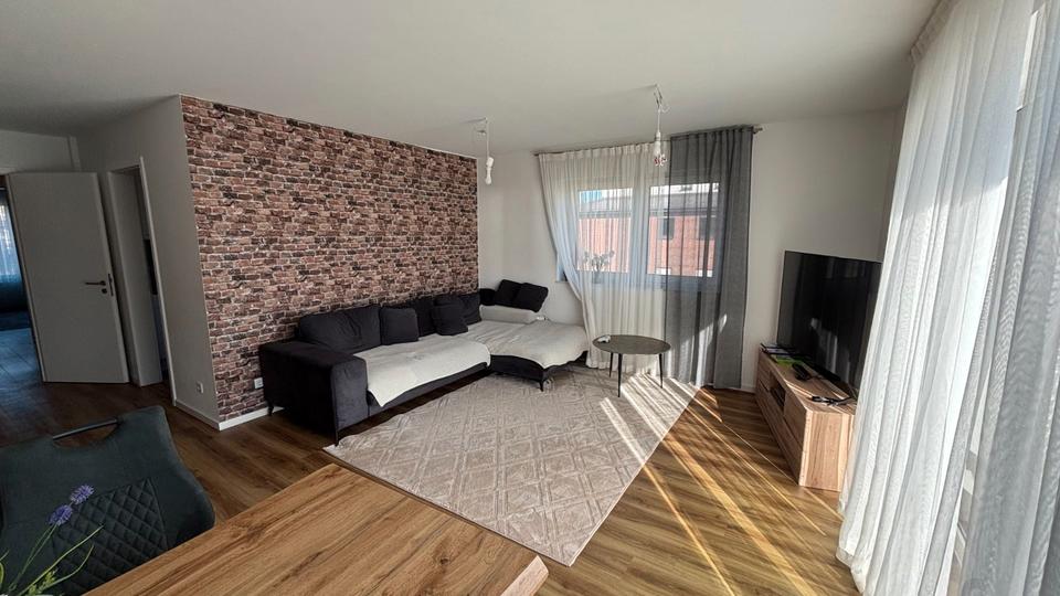 Etagenwohnung Haste - 3 Zimmer, 92 m&sup2;, 1.245&euro; | Angebot:26396227