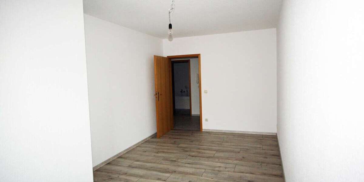 Gemütliche 2-Zimmer-Wohnung Nähe Stadtzentrum von Pößneck - Etagenwohnung Pößneck | Angebot:25182083