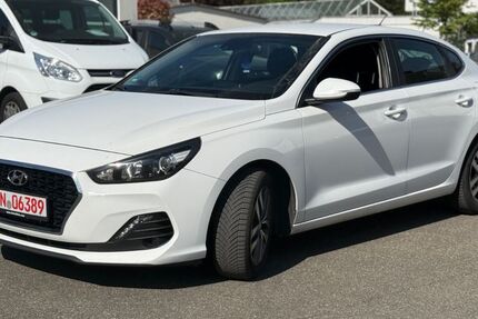 Hyundai i30 164.000 km 8.500 &euro; Winterbach 73650