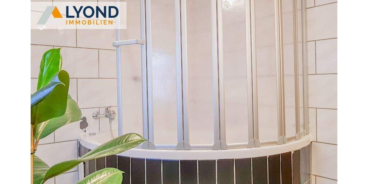 Mehrfamilienhaus, Wohnhaus Schkopau / Lochau Lochau - 7 Zimmer, 235 m&sup2;, 439.000&euro; | Angebot:25166612