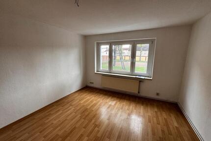 Vermiete Erdgeschoss 3-Raum Wohnung