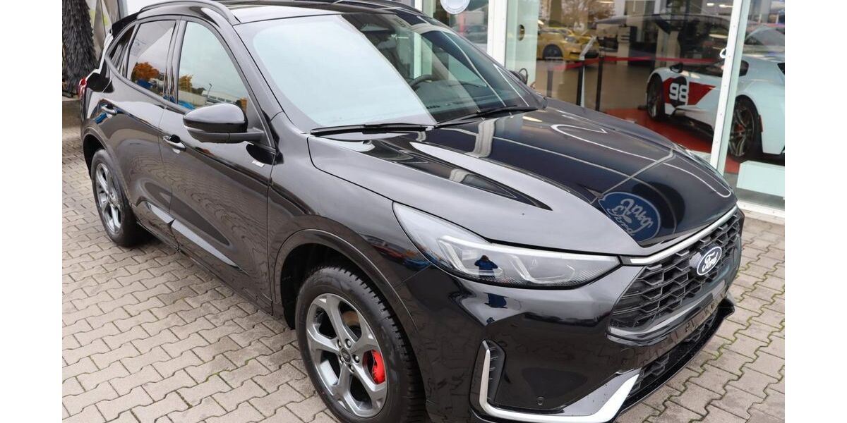 Ford Kuga 9.000 km 33.780 &euro; Cham 93413