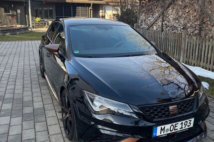Cupra Leon 50.902 km 27.800 € Neuried 82061