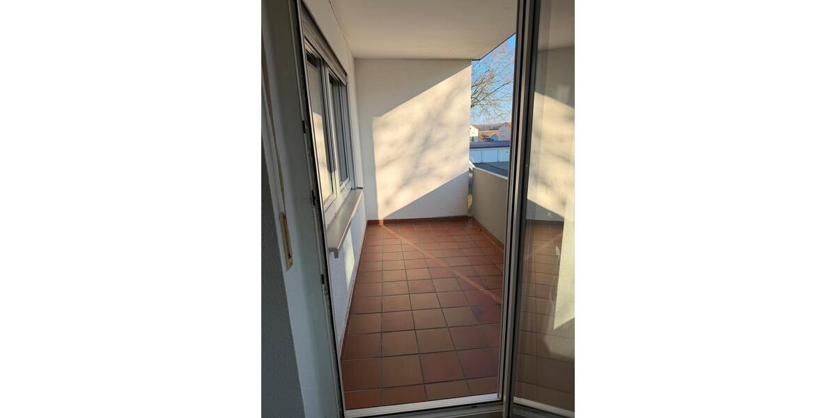 Etagenwohnung Schrozberg - 4.5 Zimmer, 90 m&sup2;, 850&euro; | Angebot:26415123