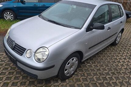 VW Polo 122.000 km 1.990 € Umpferstedt 99441