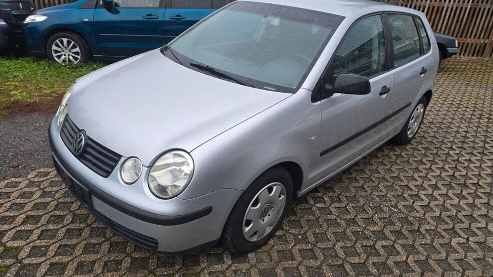 VW Polo 122.000 km 1.990 € Umpferstedt 99441