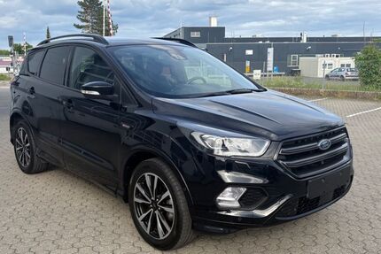 Ford Kuga 92.000 km 13.890 &euro; Bad Windsheim 91438