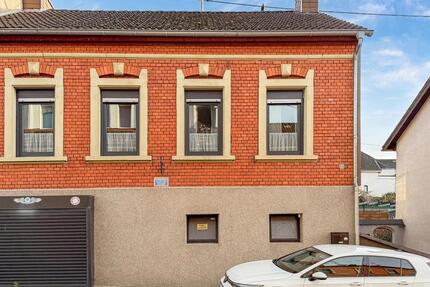 Charmantes Einfamilienhaus mit Garten in Saarbrücken-Altenkessel 4 zimmer