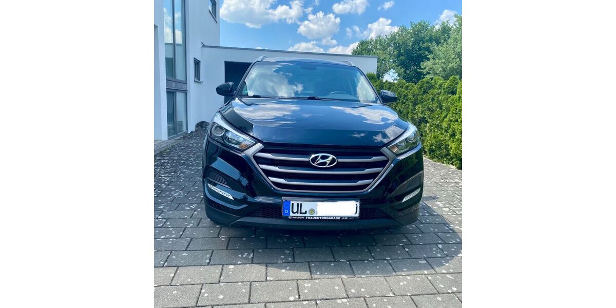 Hyundai TUCSON 128.700 km 12.700 &euro; Ulm 89073
