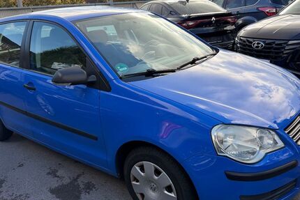 VW Polo 142.000 km 2.499 &euro; Detmold 32758