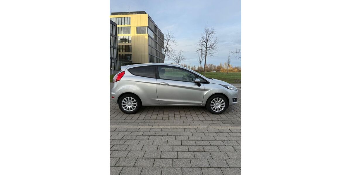 Ford Fiesta 118.000 km 5.500 € Bottrop 46236