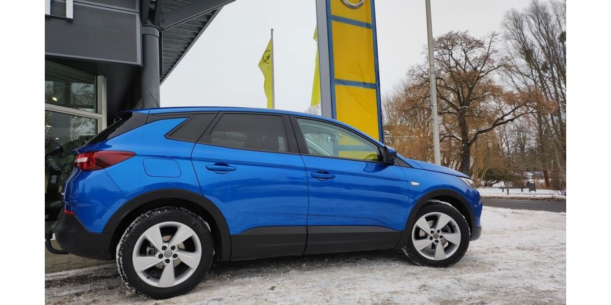 Opel Grandland (X) 83.028 km 13.880 &euro; Zossen 15806
