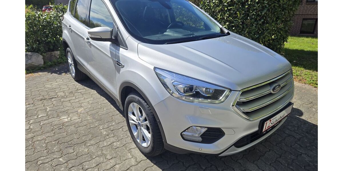 Ford Kuga 112.256 km 16.900 &euro; Luerschau 24850
