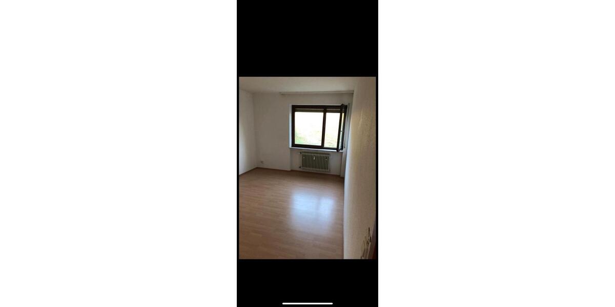 Etagenwohnung Rockenhausen - 3 Zimmer, 81 m&sup2;, 950&euro; | Angebot:26112506