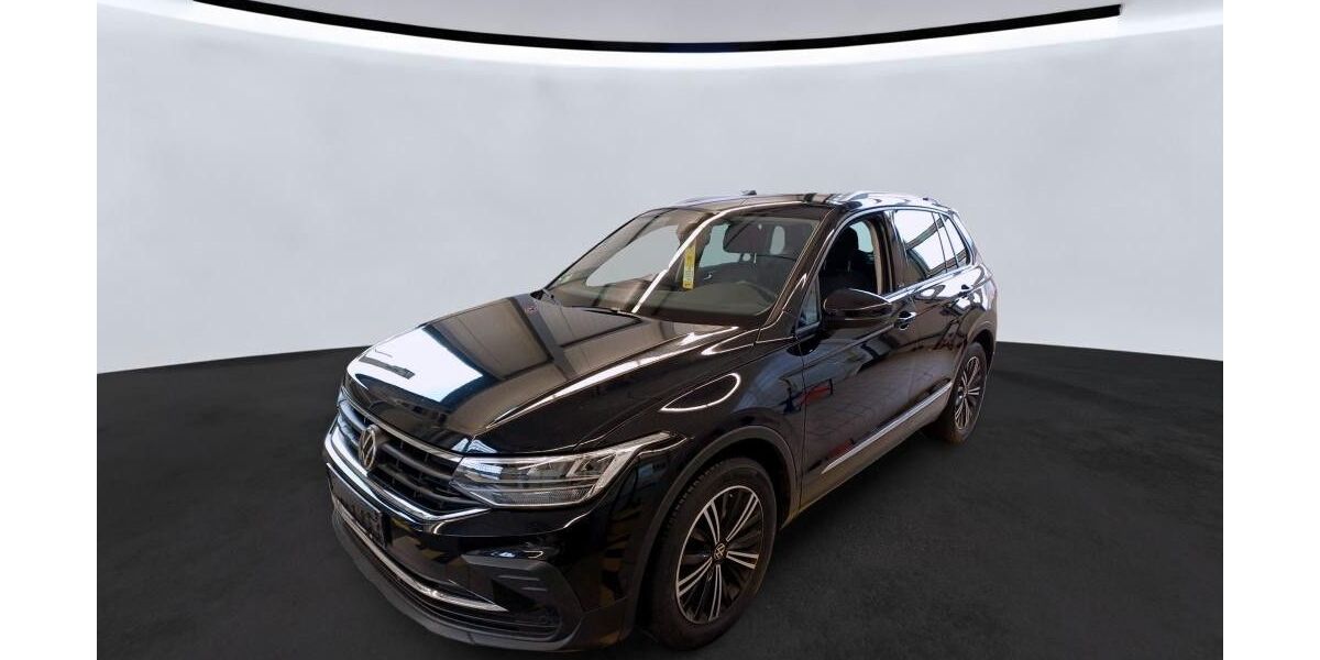 VW Tiguan 52.600 km 25.955 &euro; Appen 25482