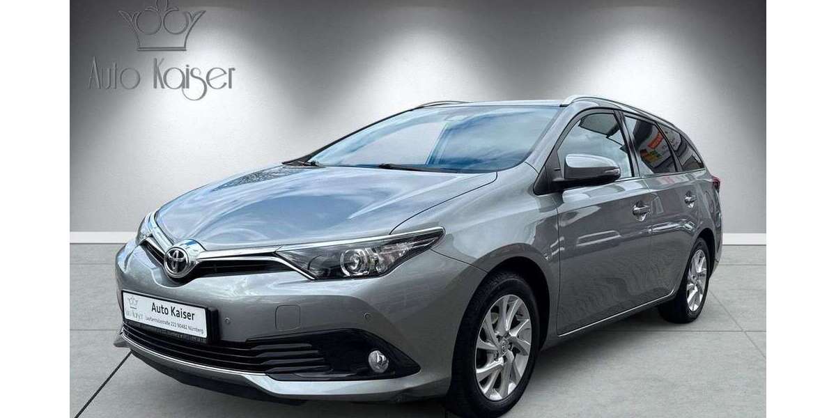 Toyota Auris 157.799 km 9.999 &euro; Nuernberg 90482