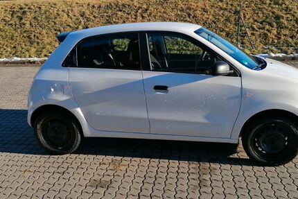 Renault Twingo 43.213 km 6.000 &euro; Oberschöna 09600