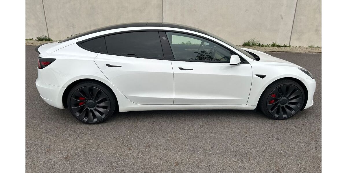 Tesla Model 3 85.000 km 29.000 &euro; Hövelhof 33161