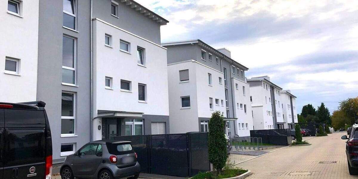 Etagenwohnung Hemer - 2 Zimmer, 83 m&sup2;, 995&euro; | Angebot:24775503