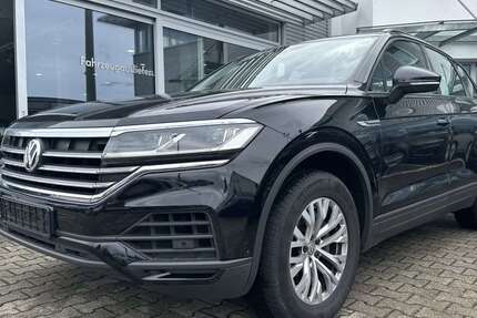 VW Touareg 105.056 km 37.980 &euro; Wendlingen am Neckar 73240
