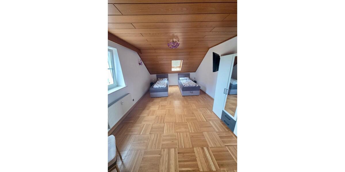Dachgeschoßwohnung Neunburg vorm Wald - 4.5 Zimmer, 20&euro; | Angebot:21469601