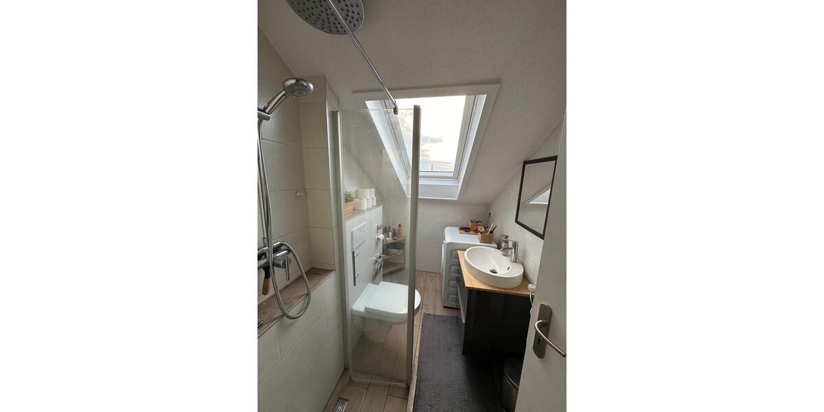 Dachgeschoßwohnung Münster (Hessen) - 3 Zimmer, 55 m&sup2;, 195.000&euro; | Angebot:25931617