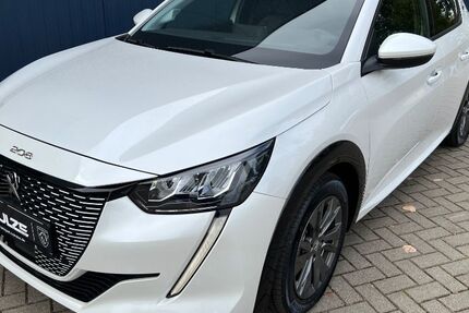 Peugeot 208 42.794 km 15.600 € Magdeburg 39110