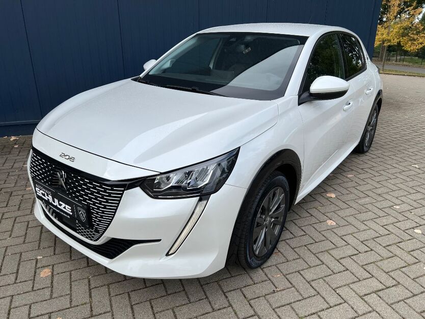 Peugeot 208 42.794 km 15.600 € Magdeburg 39110