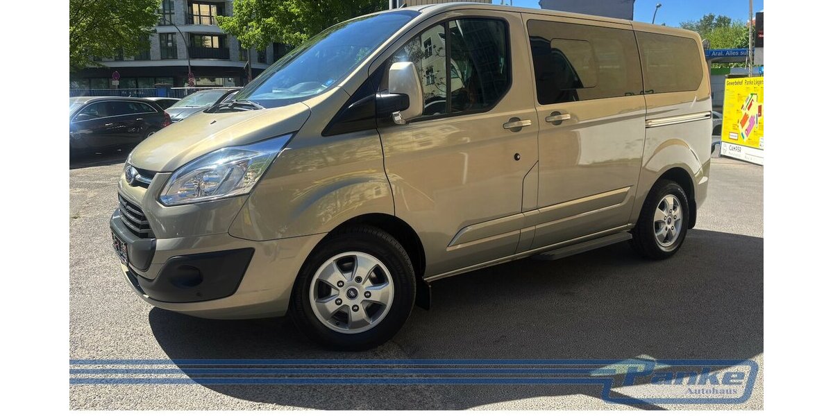 Ford Tourneo Custom 300 L1 Titanium*8Sitz*AHK*SHZ*NAV 100.000 km 19.990 &euro; Berlin 13187