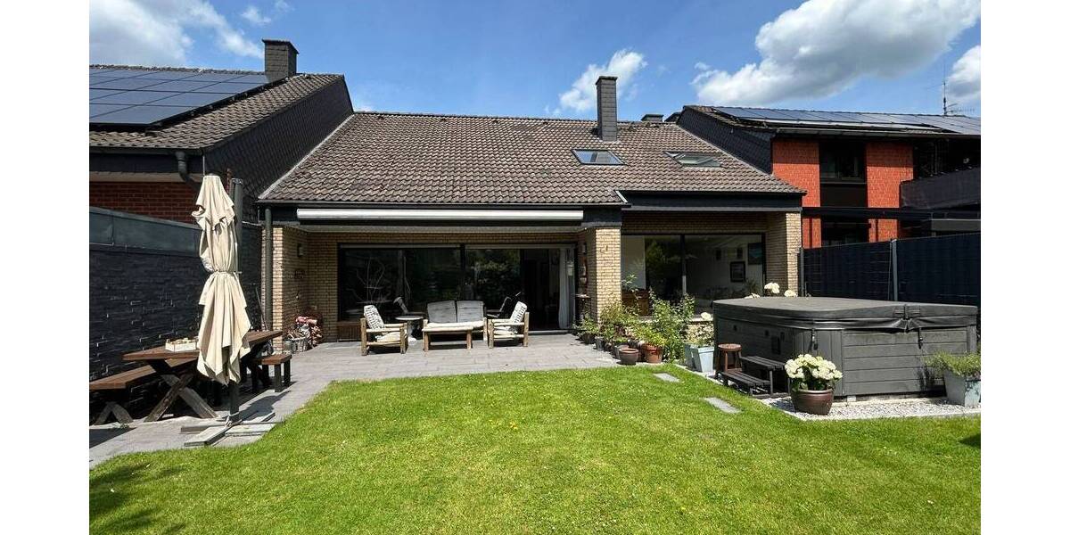 Reihenmittelhaus Münster Wolbeck - 6 Zimmer, 230 m&sup2;, 749.000&euro; | Angebot:25688546