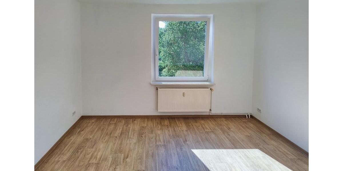 4 ZKB mit Balkon + Einbauküche im 4-Familienhaus in ruhiger Lage 4 zimmer