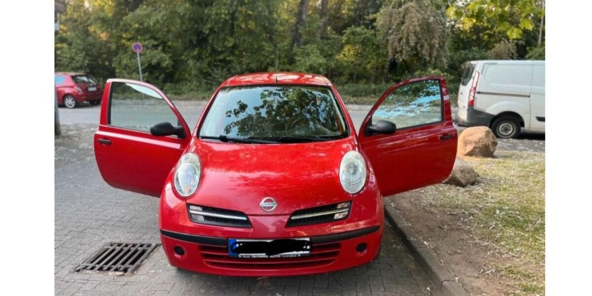 Nissan Micra 180.000 km 2.250 &euro; Glatten 72293