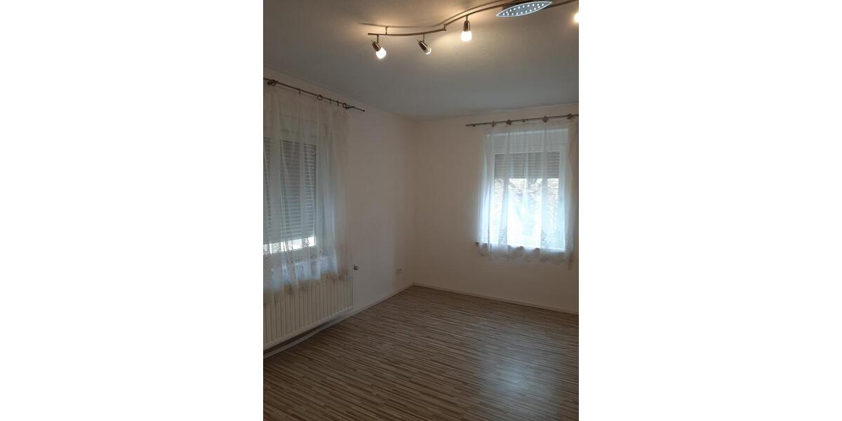 3 Raum Wohnung mit Balkon und Essdiele in Torgau OT Welsau 3 zimmer