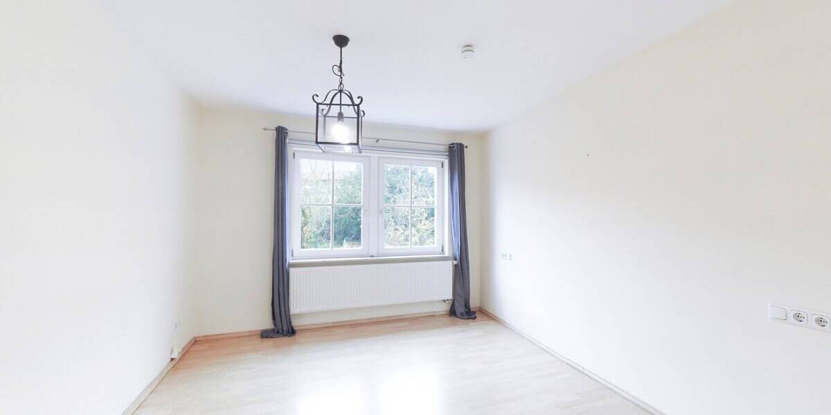 Mehrfamilienhaus, Wohnhaus Rothenburg - 7 Zimmer, 195 m&sup2;, 459.000&euro; | Angebot:25732869