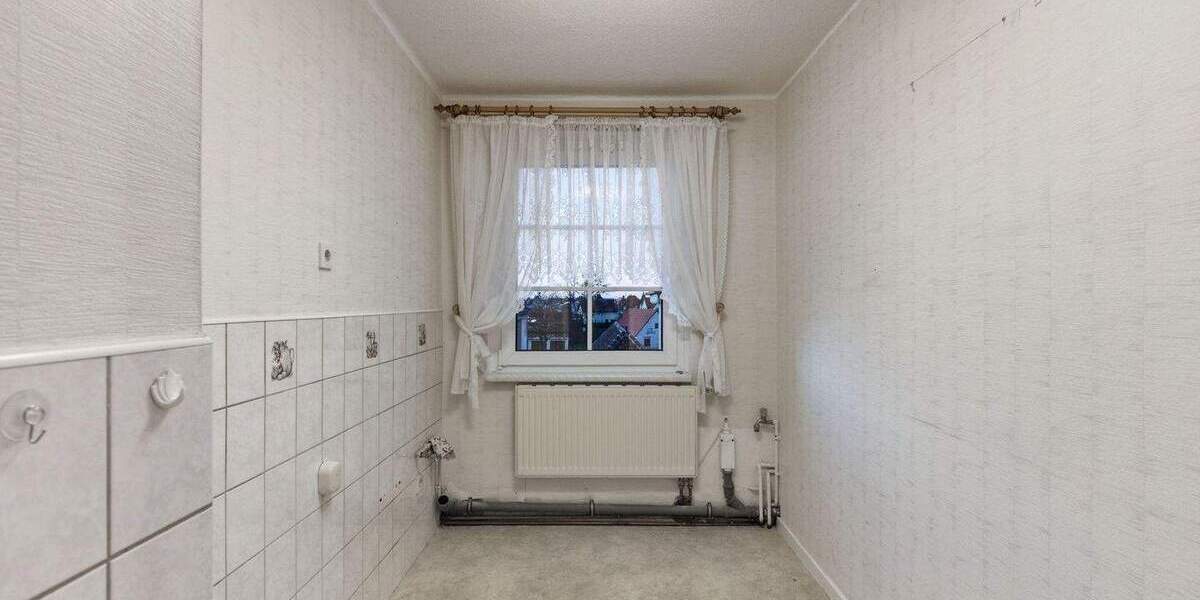 Etagenwohnung Gröditz - 3 Zimmer, 60 m&sup2;, 39.900&euro; | Angebot:25387315