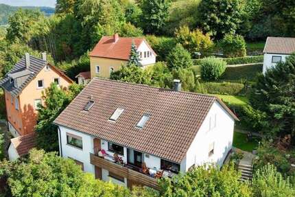 Haus zum Kaufen in Kulmbach 459.000 € 300 m² 11 zimmer