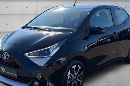 Toyota Aygo (X) 76.942 km 9.890 &euro; Rotenburg 27356