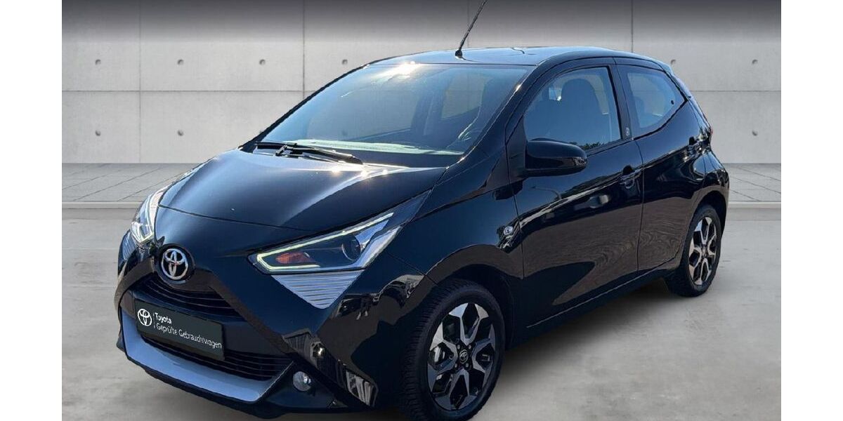 Toyota Aygo (X) 76.942 km 9.890 &euro; Rotenburg 27356